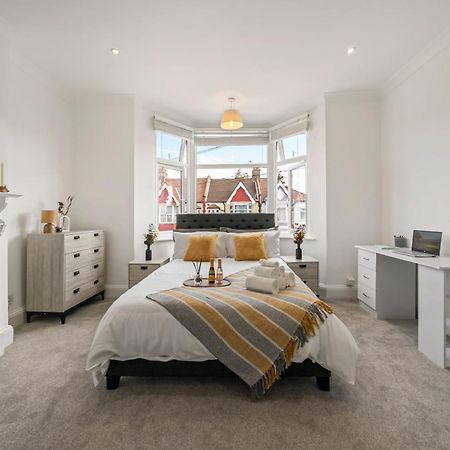 2025 Award Winning - 2 Bedroom Luxury Apartment Next To Wembley Stadium London Exteriör bild